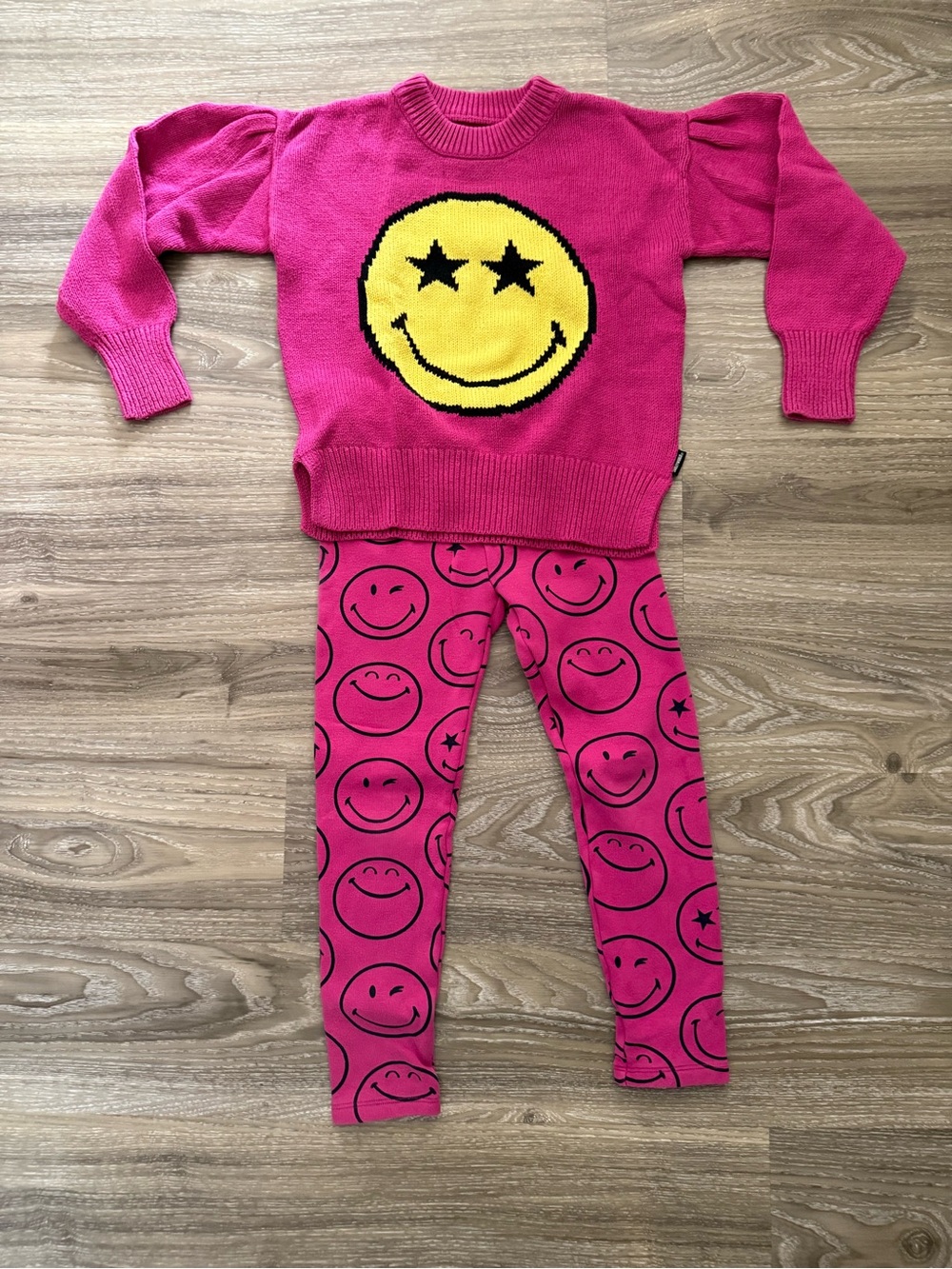 Size S (6-7) Gap Smiley World Cotton Set